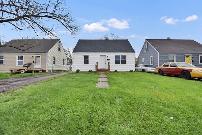 Foto del edificio - 2566 Atwood Ter