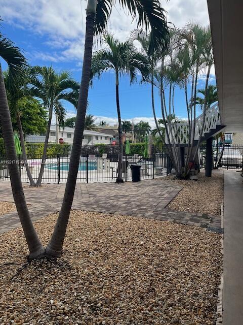 Building Photo - 837 NE 17th Terrace