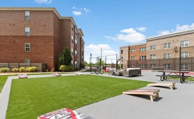 Foto del edificio - 680 6th Ave NE