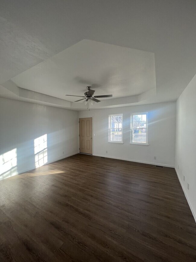 Foto del edificio - Beautiful newly Renovated 3 Bedroom / 2 bathroom house located in Joplin!