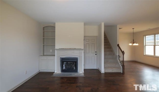 Building Photo - 28 Manito Place
