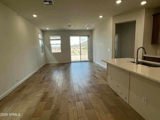 Building Photo - 32564 N Smokeview Trl