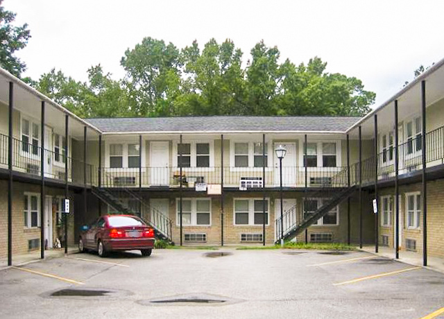 Primary Photo - West Ashley Apartment