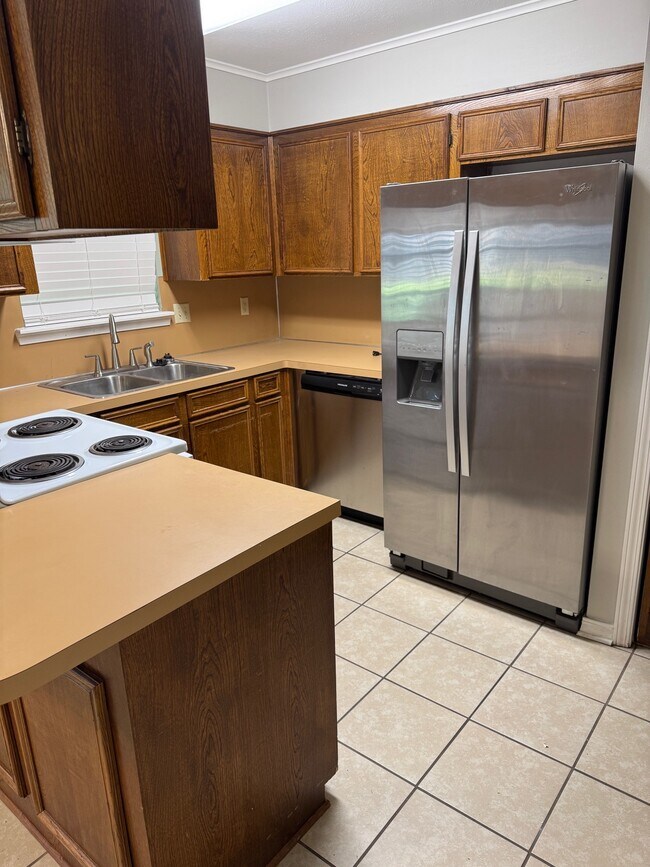 Foto del edificio - 210 Deerwood Ln