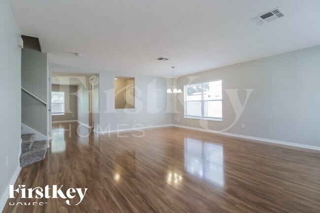 Foto del edificio - 1344 Blackwater Pond Dr