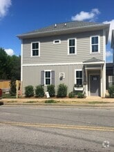 Building Photo - 902 21st Ave N