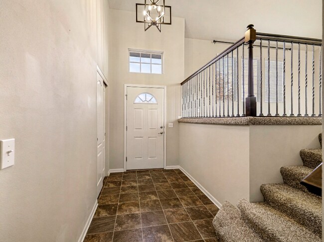 Foto del edificio - 16431 Cary St