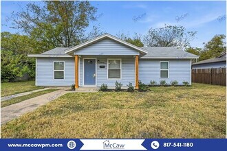 Building Photo - 4229 Comanche St