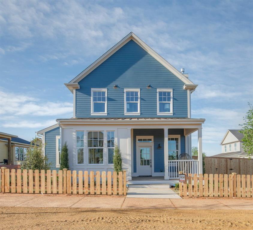 Foto principal - 18434 Sweetwater Ln