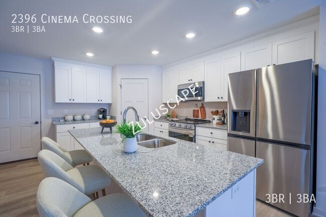 Building Photo - 2396 Cinema Crossing