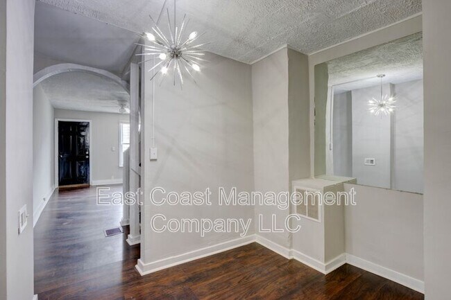 Foto del edificio - 1822 McHenry St