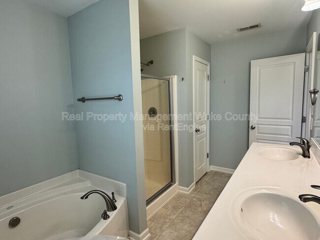 Foto del edificio - 2603 Asher View Ct