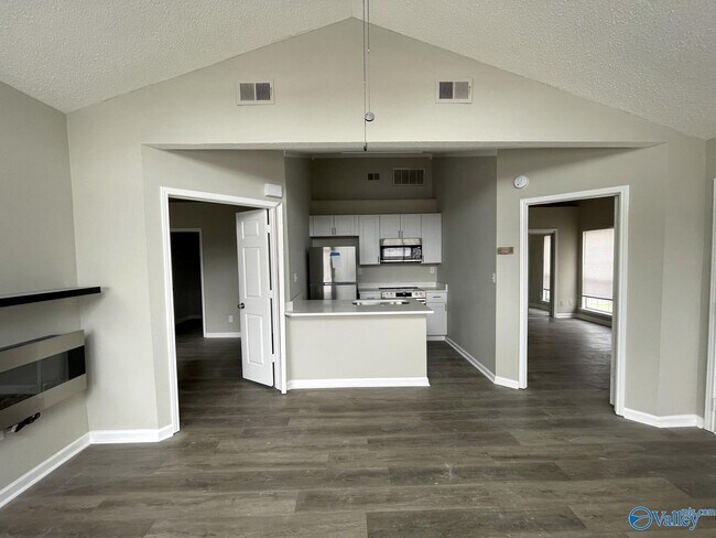 Building Photo - 188 Waters Edge Ln
