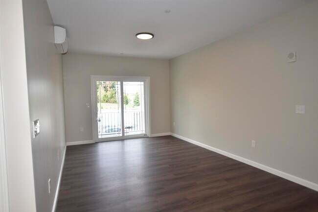 Foto del edificio - 217 Rockingham Rd