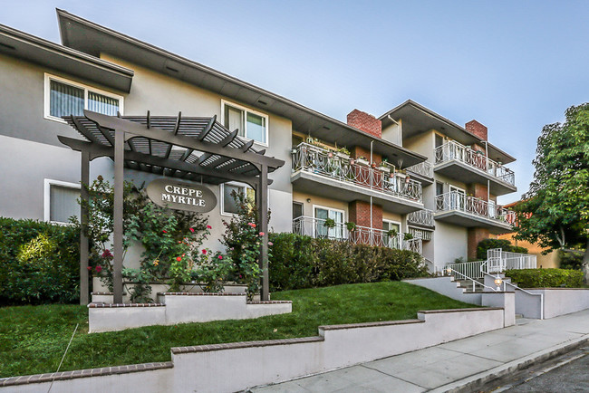 Foto del edificio - Crepe Myrtle Apartments