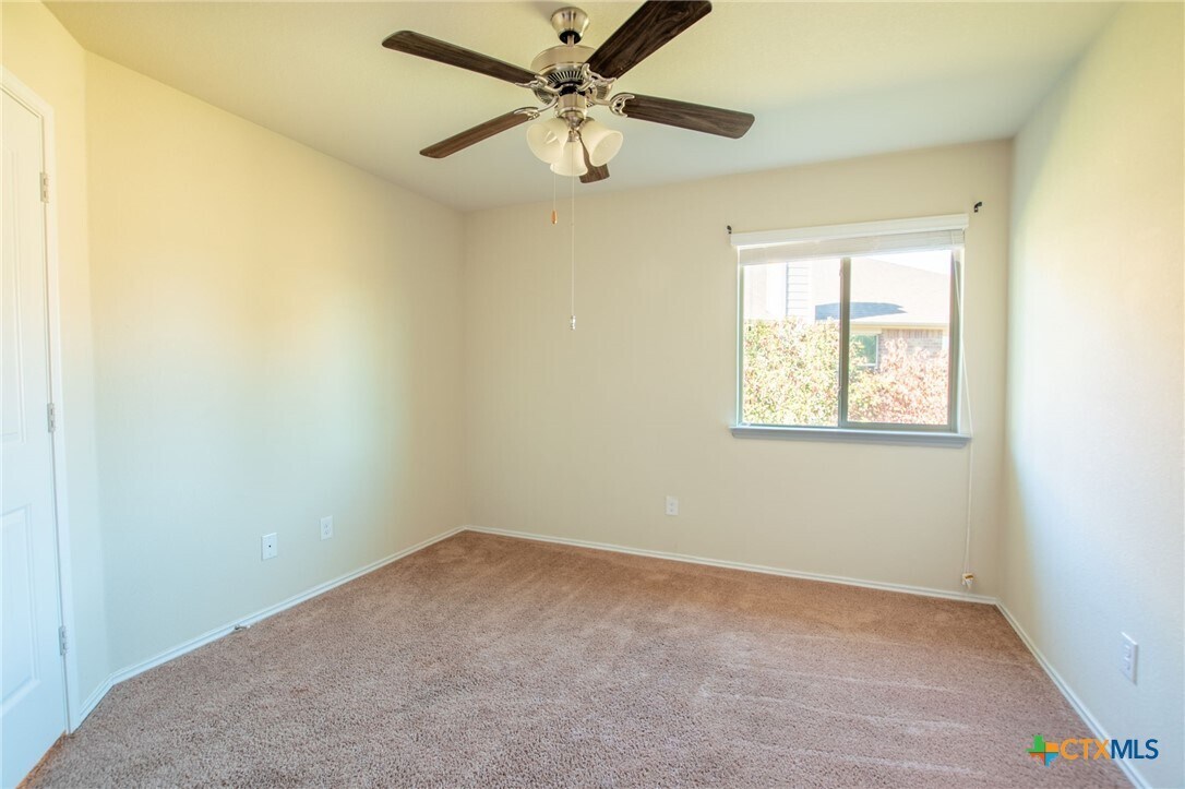 Building Photo - 5201 Cicero Dr