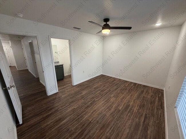 Foto del edificio - 2621 Aldrich Rd