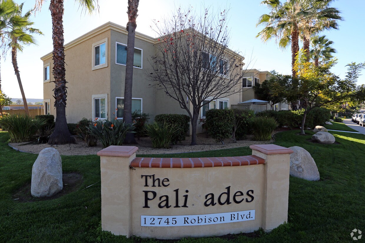 Foto del edificio - Canyon View Apartments