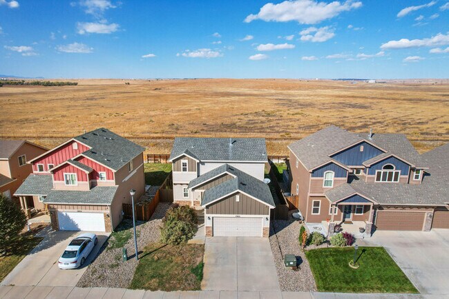Building Photo - 10470 Silver Stirrup Dr