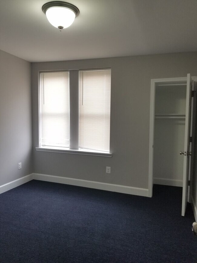 Foto del edificio - Baltimore - 3 Bedrooms and 1.5 baths Available!