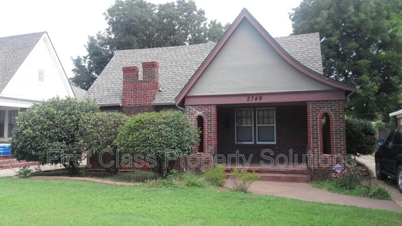 Primary Photo - 2749 NW 20th St