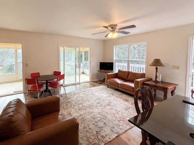 Building Photo - 2647 Blind Rd