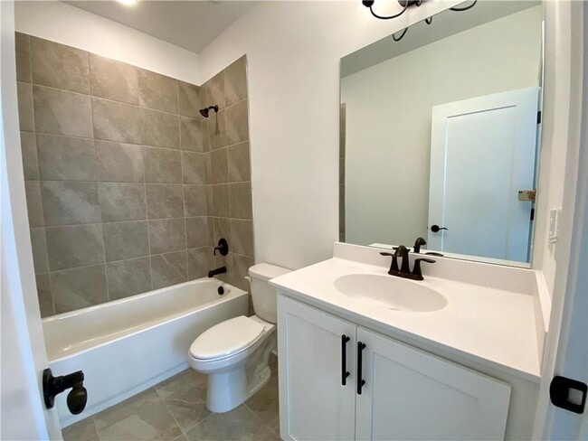 Foto del edificio - 435 Ashbury Dr