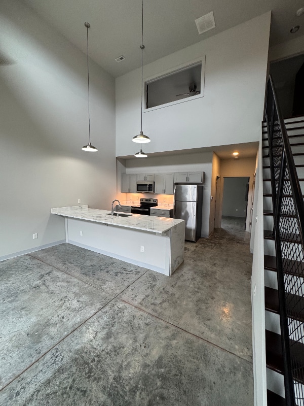 Building Photo - 3844 Dylan Pl