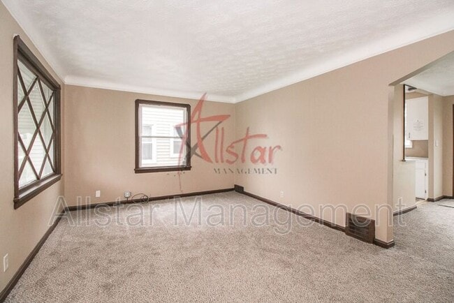 Building Photo - 5120 Clement Ave