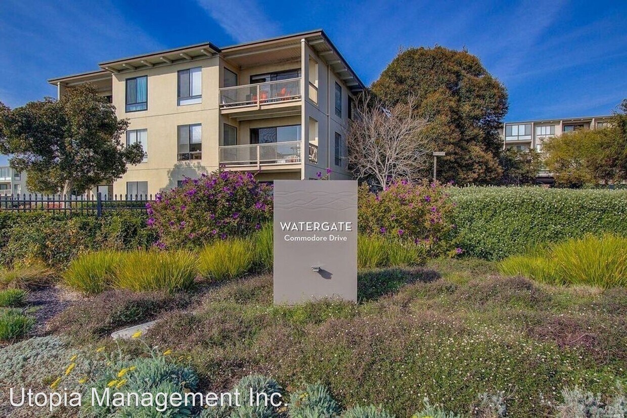Primary Photo - Studio, 1 bath House - 4 Anchor Drive #233