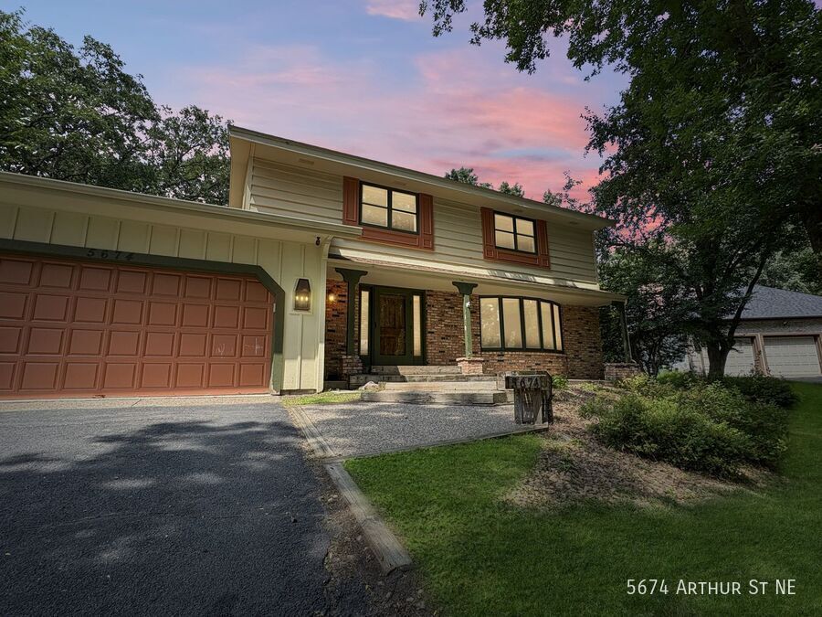 Foto principal - 5674 Arthur St NE