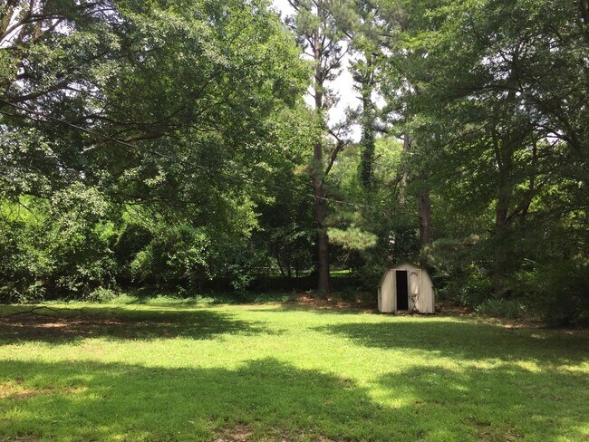 Building Photo - 2970 Chaucer Ln
