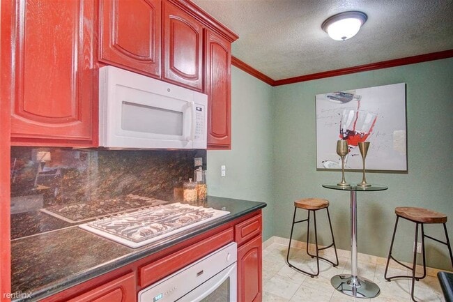 Foto del edificio - 1 br, 1 bath Condo - Parkmont Gardens