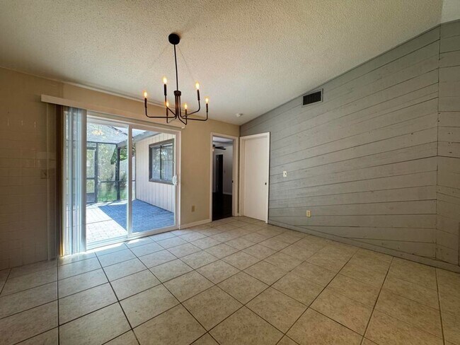 Building Photo - 40 Bluebird Ln