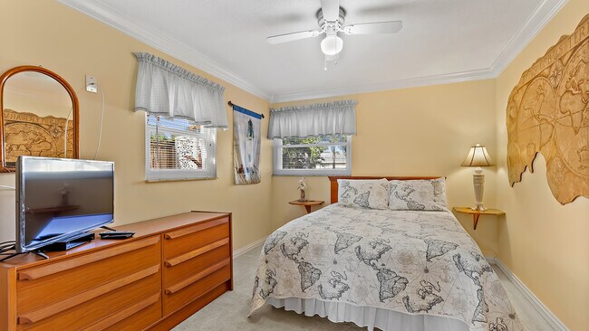 Building Photo - 2687 St Josephs Dr E