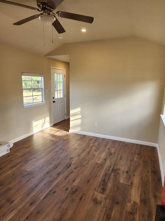 Foto del edificio - 9050 Ranch to Market Rd 1869