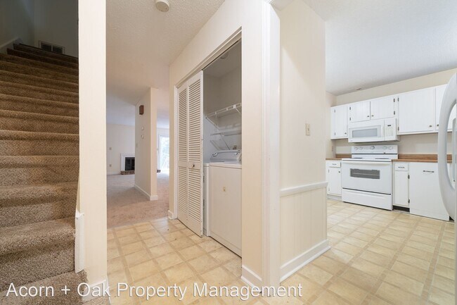 Foto del edificio - 3 br, 2.5 bath House - 15 Willow Bridge Dr
