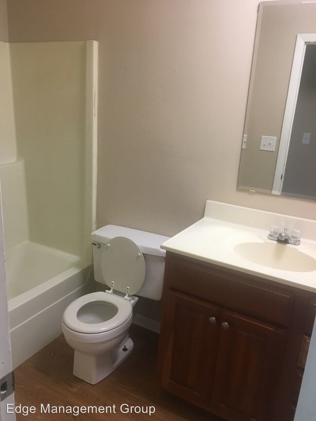 Foto del edificio - 2 br, 1.5 bath Apartment - 1676 W. Gilbert