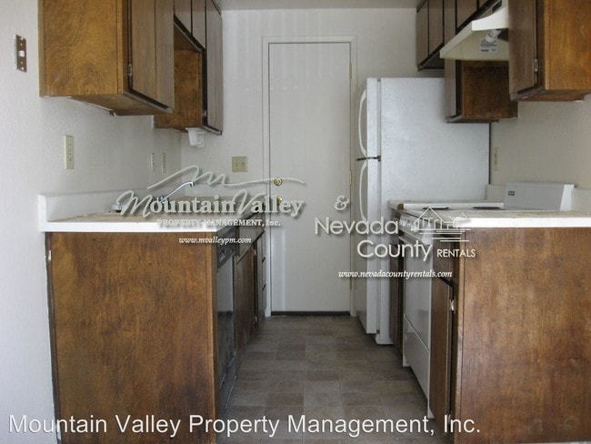 Building Photo - 317 Northstar Pl