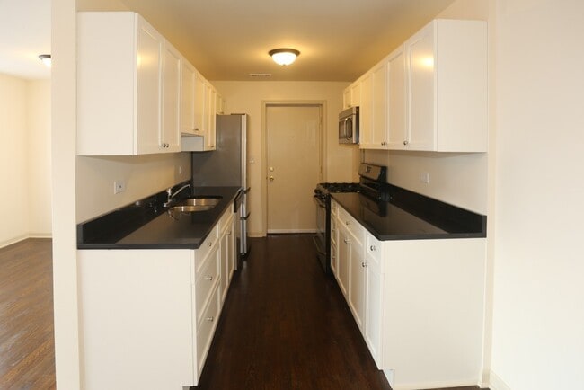 Building Photo - 4654 Malden St
