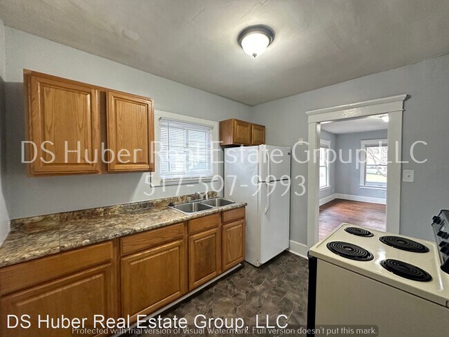 Building Photo - 3 br, 1 bath House - 2208 Marcus