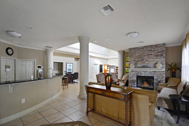 Building Photo - 275 Old Village Center Cir