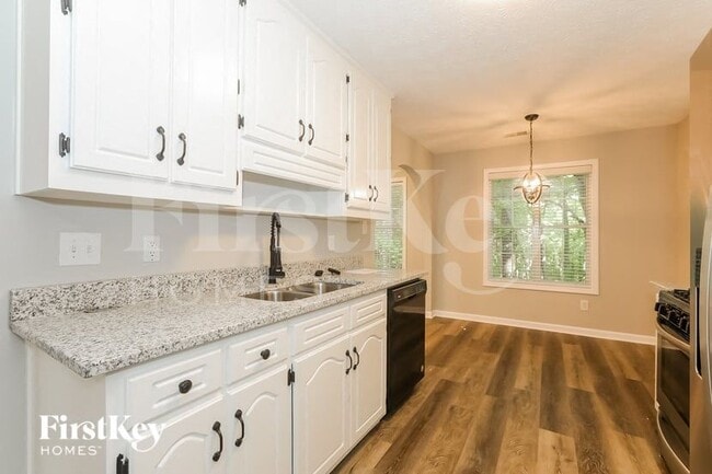Foto del edificio - 630 Tribble Creek Dr