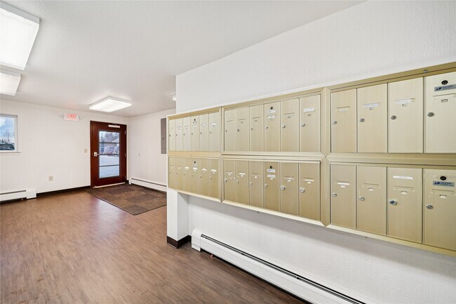 Foto del edificio - 350 S Santa Claus Ln