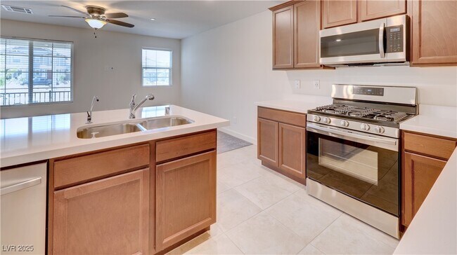 Building Photo - 787 Pickled Pepper Pl