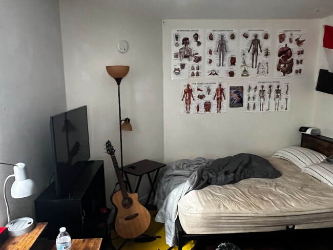 Foto del edificio - 340 Ellis Ave