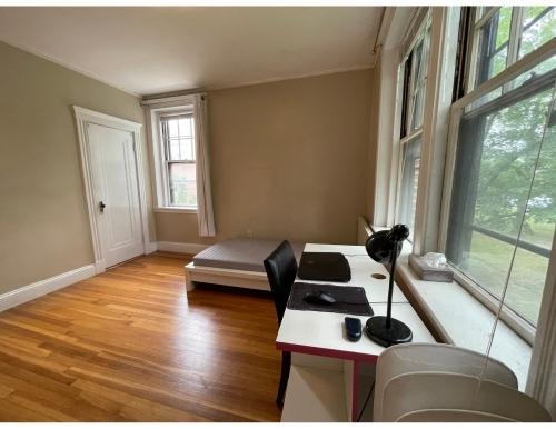 Building Photo - 2 bedroom in Boston MA
