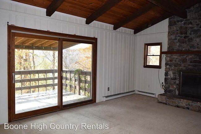 Building Photo - 540 Klonteska Dr