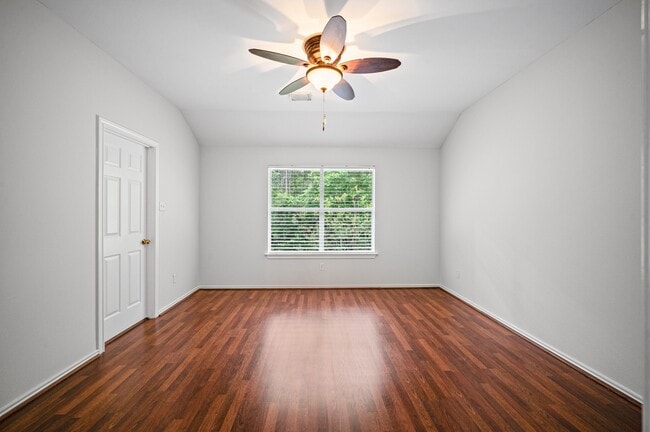 Foto del edificio - 35 Ledgestone Pl