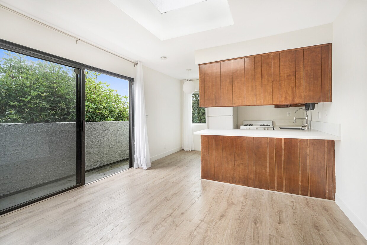 Foto principal - 3615 Veteran Ave